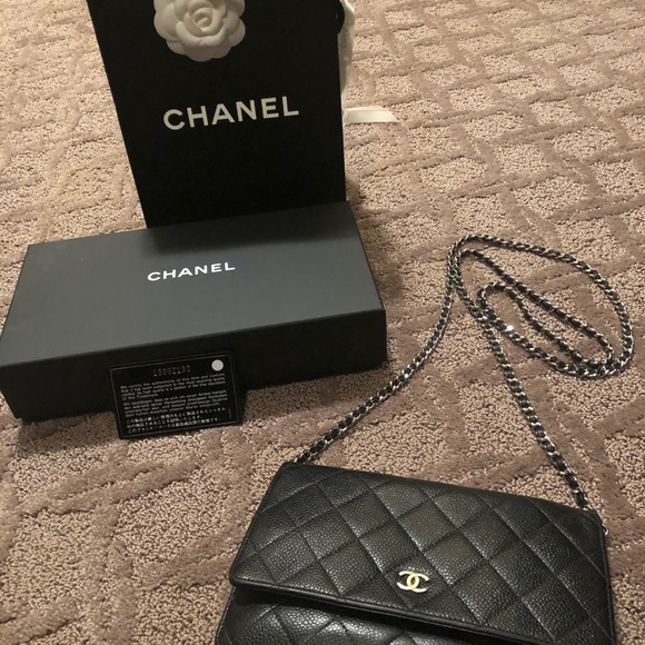 Authentic Chanel Wallet on a Chain - Picture 2 of 11